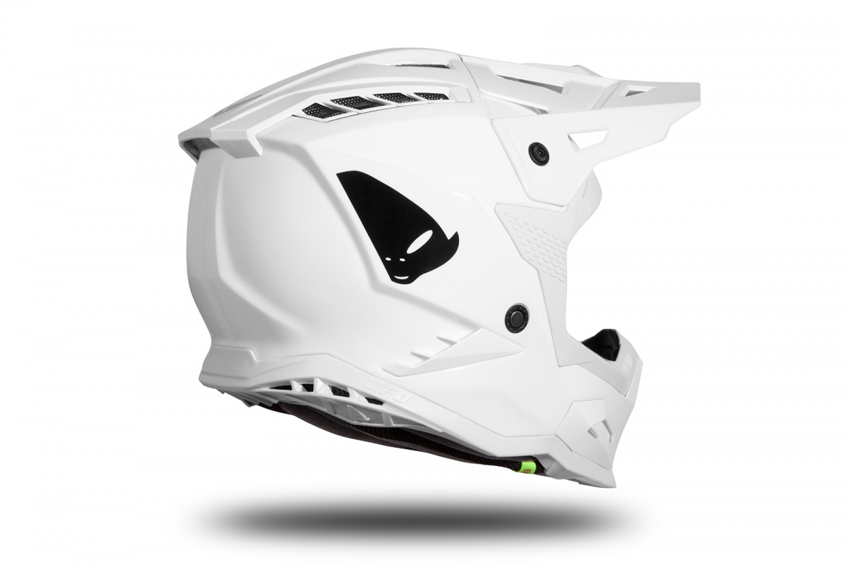 Motocross helmet Echus DOT white glossy - NEW PRODUCTS - HE13004-W - Ufo Plast