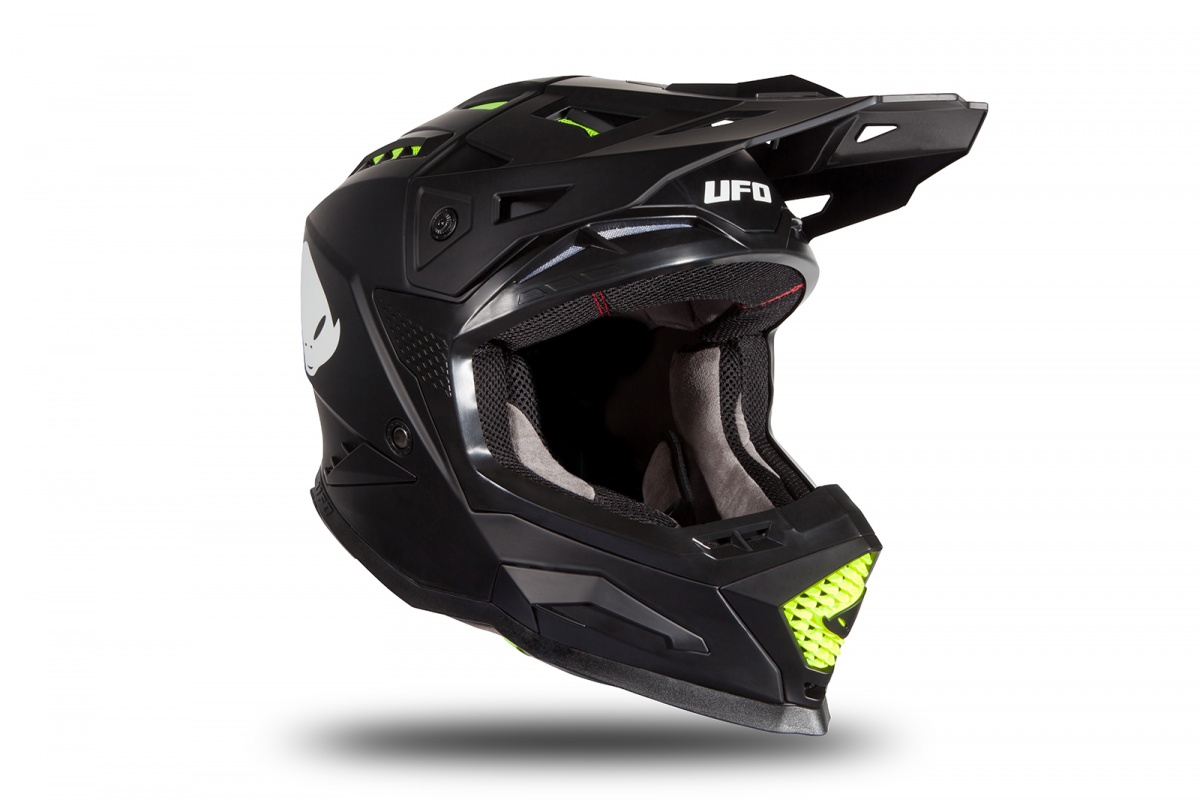 Motocross helmet Echus black matt - Ufo Plast